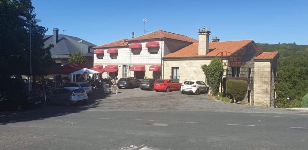 Hotel A Forxa Cafeteria Restaurante A Carballeira Zewnętrze zdjęcie